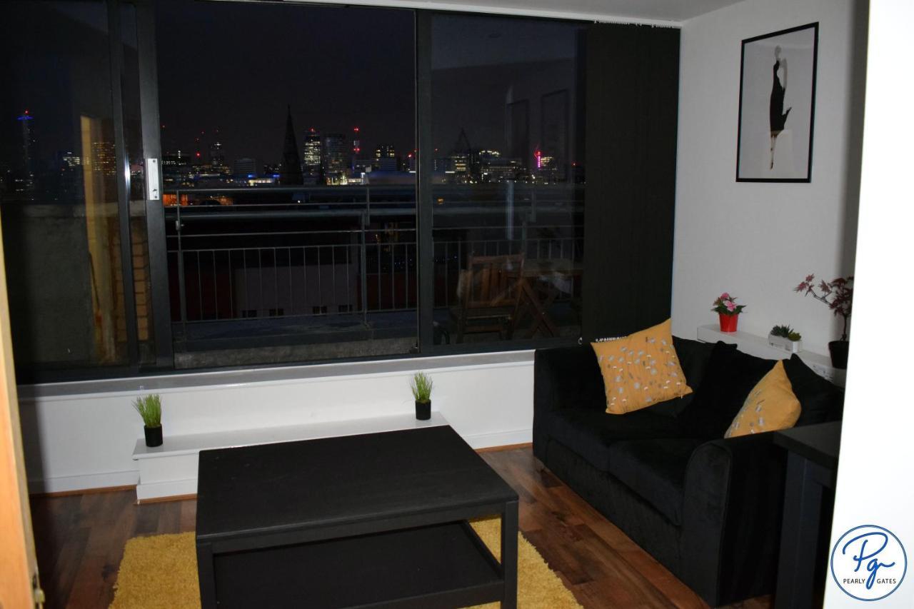 Penthouse - Amazing City Skyline Views - Balcony - Free Extra 2 Hours - Free Parking - Utilita Arena - Bullring Shopping - New St Station- Super King Size Bed Birmingham Esterno foto