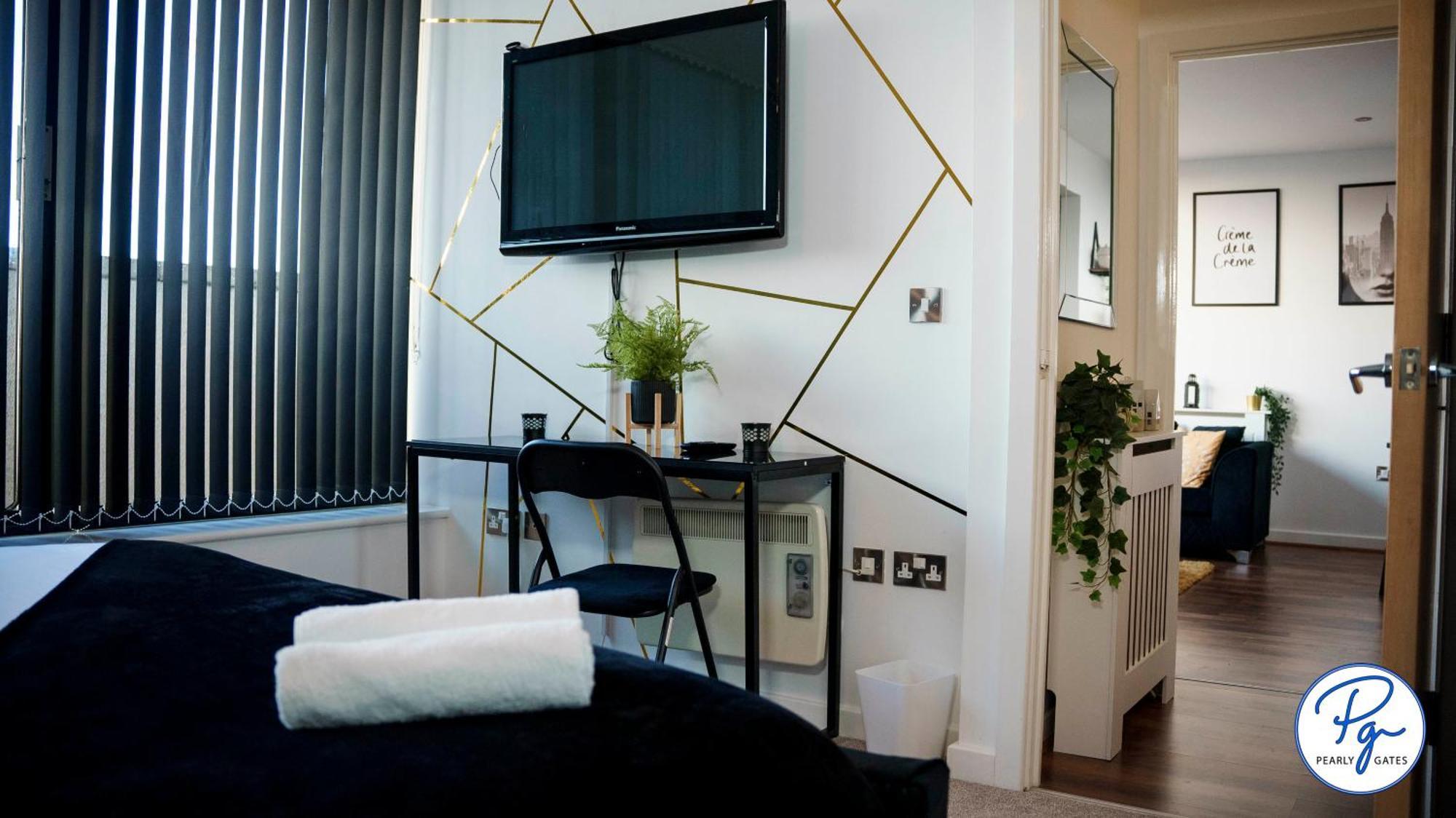 Penthouse - Amazing City Skyline Views - Balcony - Free Extra 2 Hours - Free Parking - Utilita Arena - Bullring Shopping - New St Station- Super King Size Bed Birmingham Esterno foto